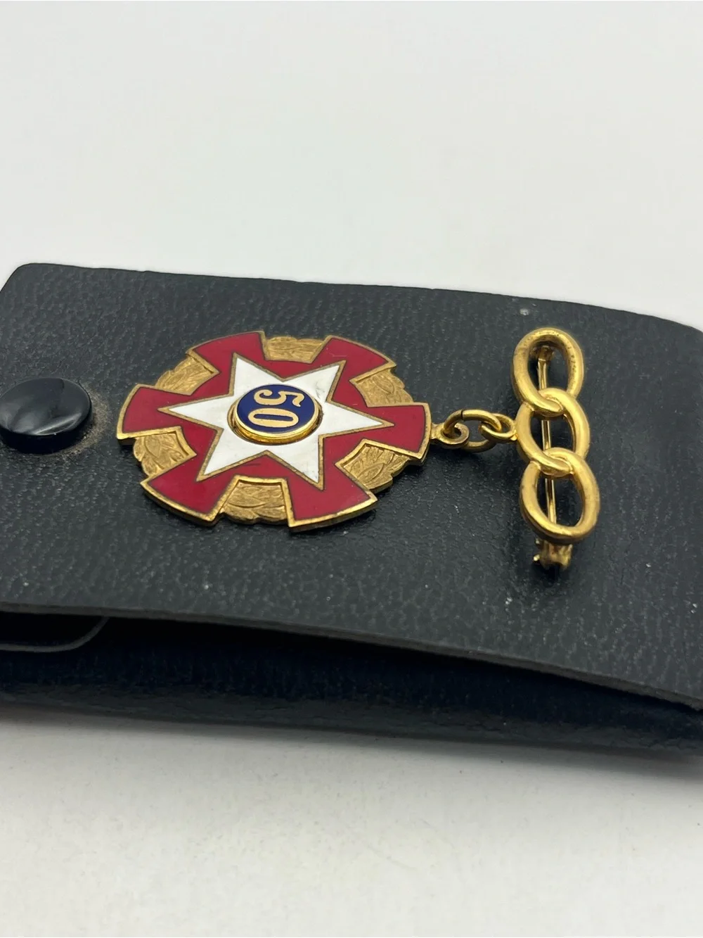 IOOF Order of Odd Fellows 50 year Gold Tone Enamel pin w case vintage MA